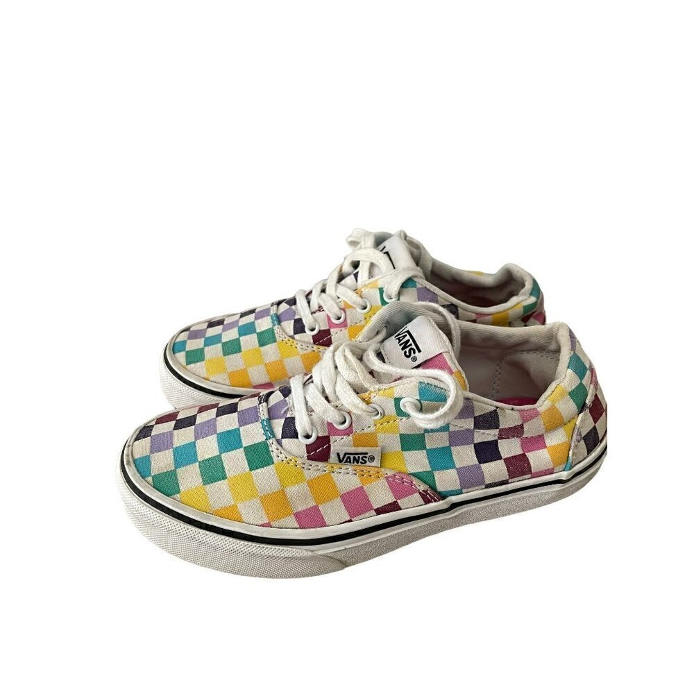 VANS KIDS COLORFUL CHECKERED RAINBOW SQUARES LOW TOP LACE UP SNEAKERS SIZE 2.0